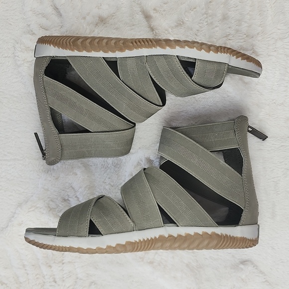 Sorel Out N' About Earth Tone Strappy Sandals Back Zip Closure Size 8 - Picture 5 of 12